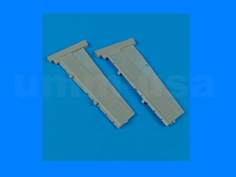 QB48198 P-51D Mustang wing flaps 1/48